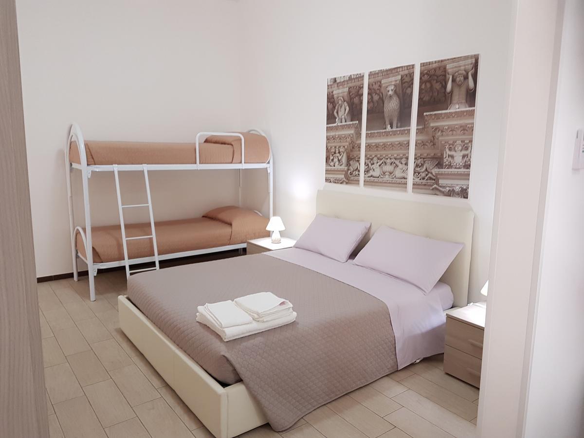 Case Vacanza Via Mozart Porto Cesareo Eksteriør bilde