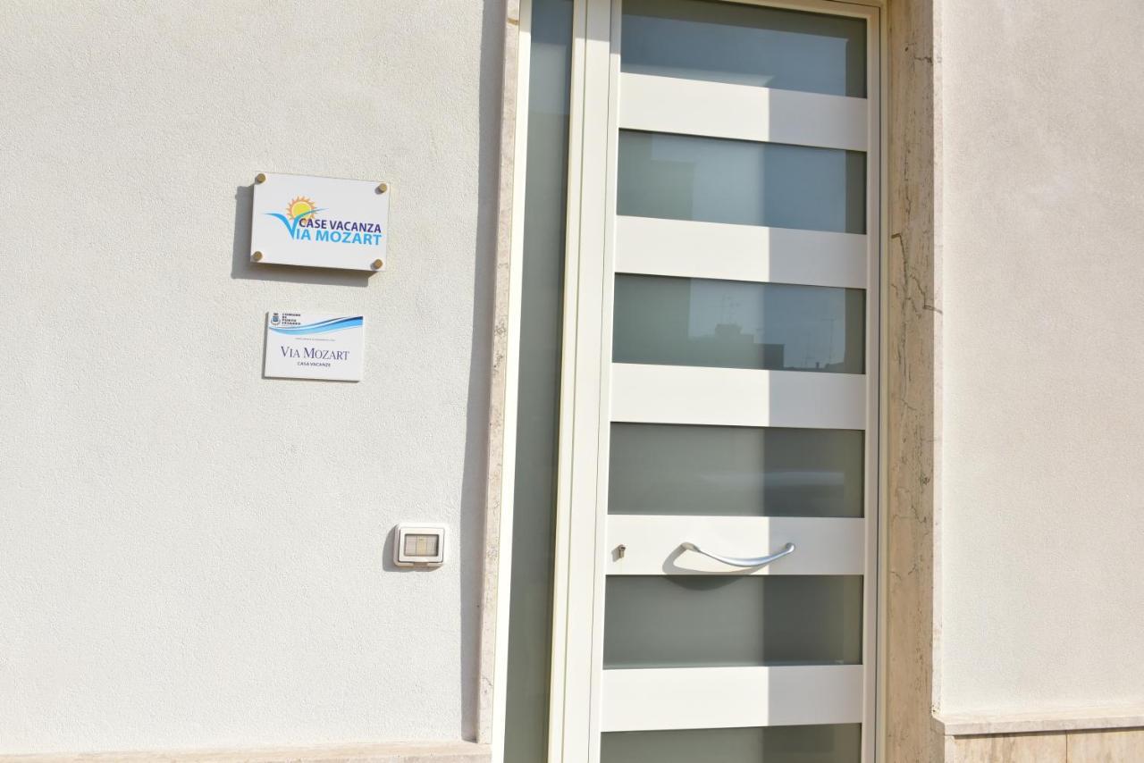 Case Vacanza Via Mozart Porto Cesareo Eksteriør bilde