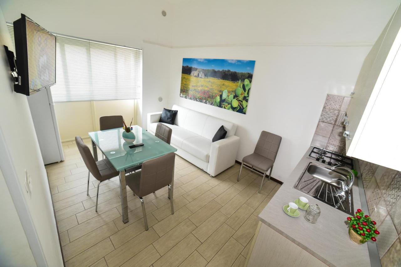 Case Vacanza Via Mozart Porto Cesareo Eksteriør bilde