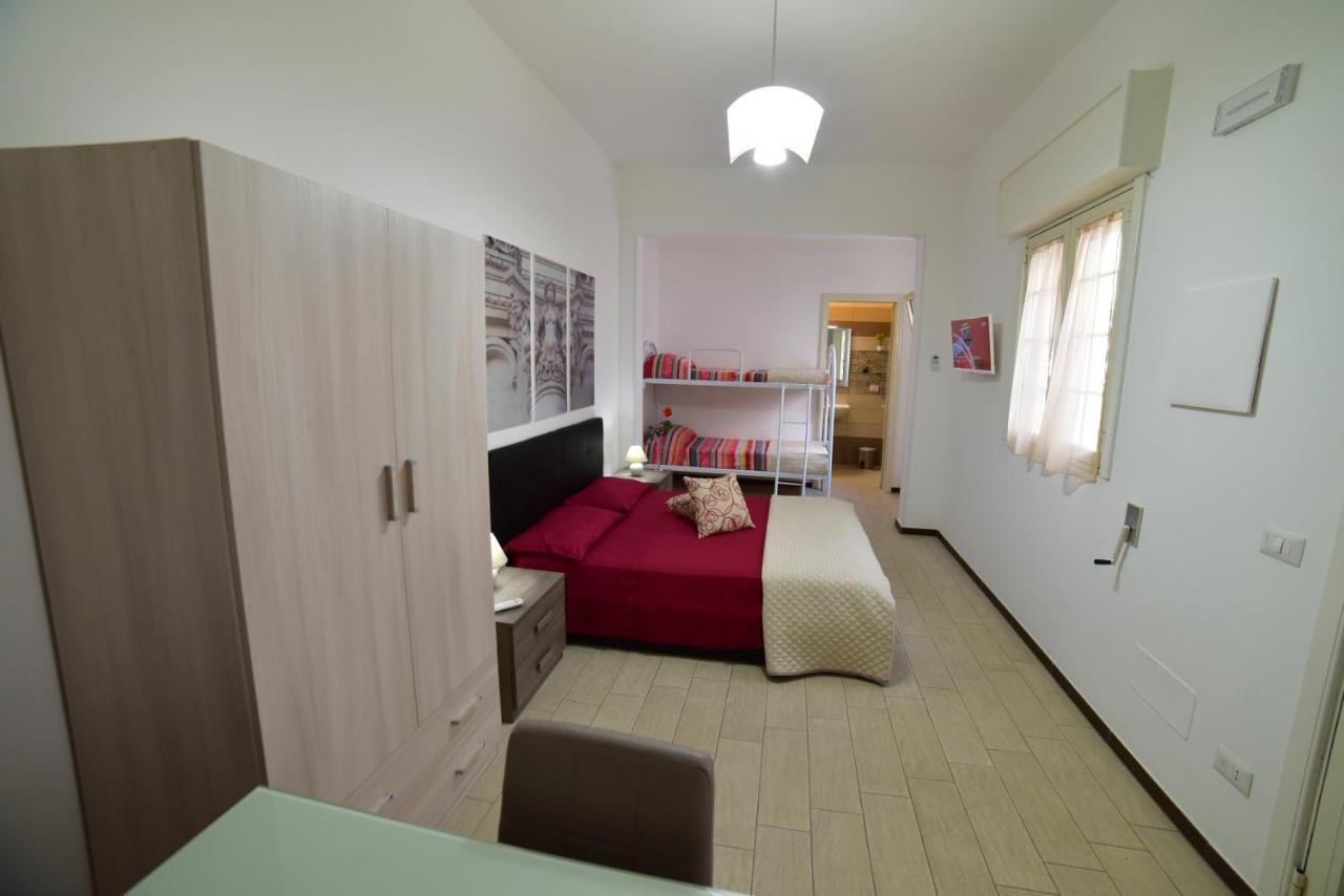 Case Vacanza Via Mozart Porto Cesareo Eksteriør bilde
